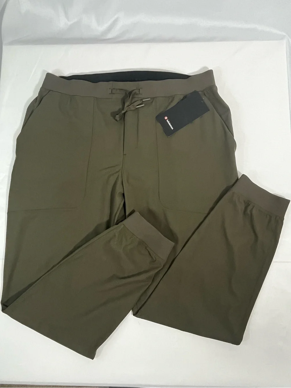 TALL Lululemon ABC Warpstreme Joggers Men XXLT 32” inseam Dk Olive LM5BKRT